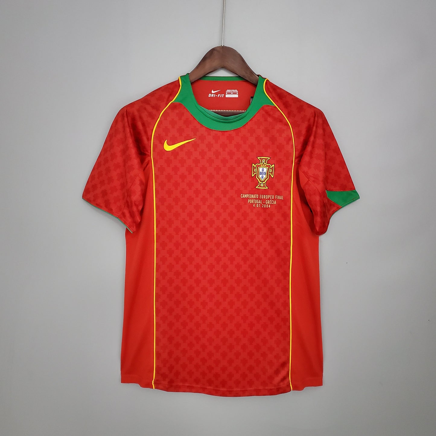 Retro Portugal Home Kit 2004