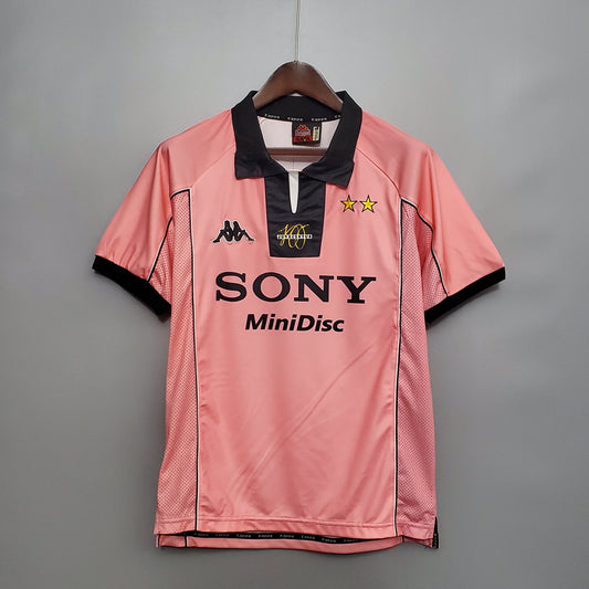 Retro Juventus Away 97/98