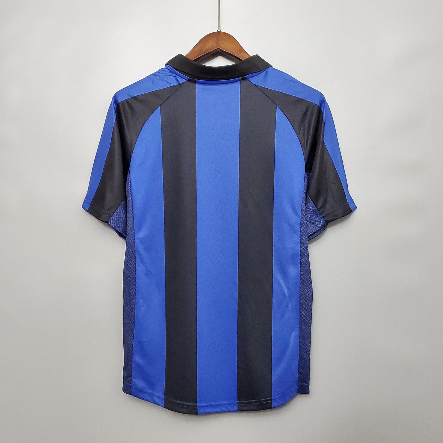 Retro Inter Milan Home 01/02