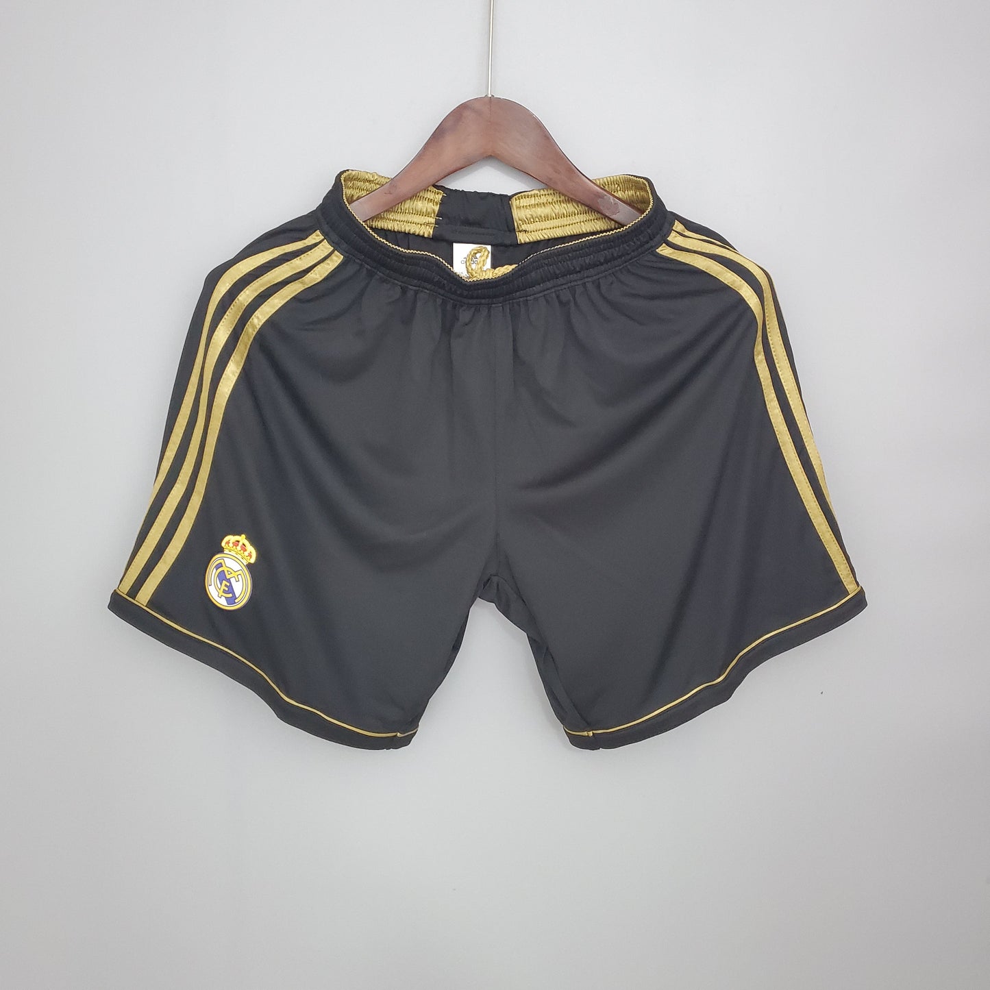 Retro Real Madrid Away Shorts 11/12