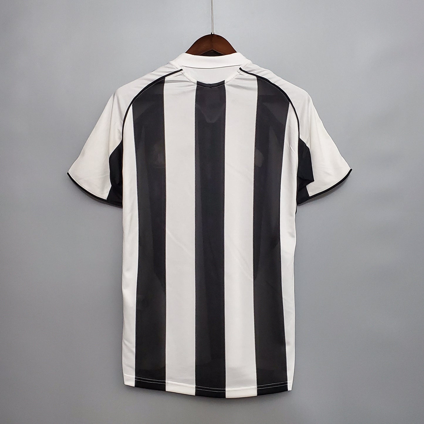 Retro Newcastle Home 05/06